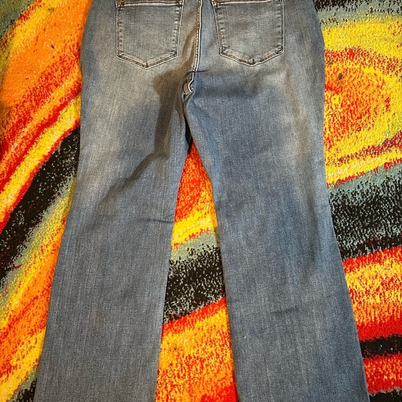 Women's Blue Jeans - Picture 4 of 6